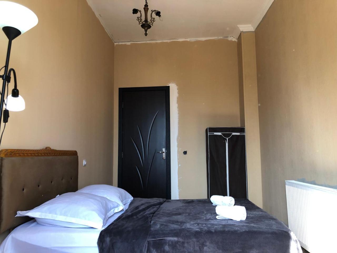 טביליסי Lucky Family Hotel מראה חיצוני תמונה