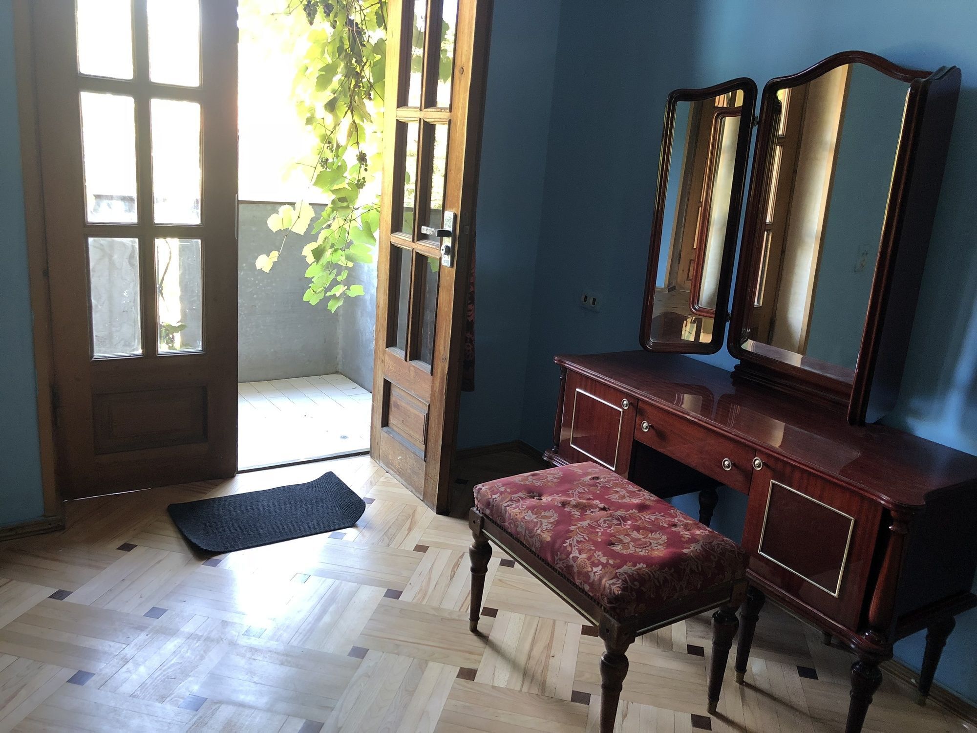 טביליסי Lucky Family Hotel מראה חיצוני תמונה
